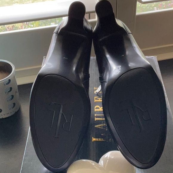 RALPH LAUREN NWOT BLACK LEATHER BOOTIE SIZE 10 - Picture 5 of 7